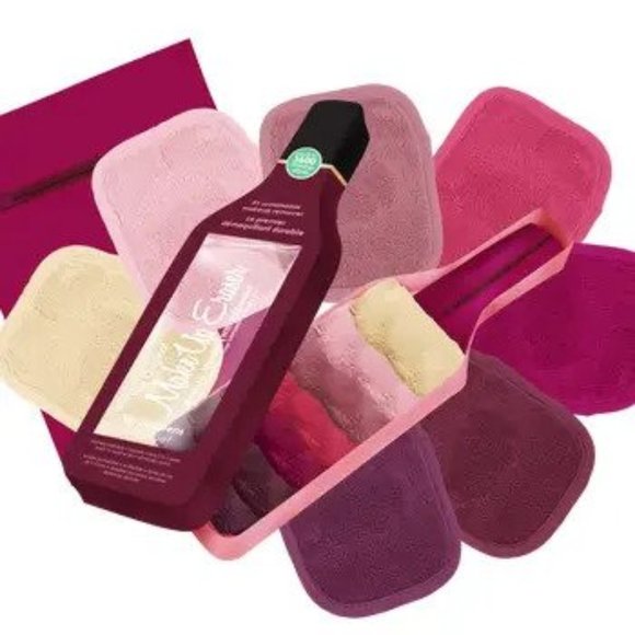 MakeUp Eraser Other - Sip Happens 7-Day Set The Original Make Up Eraser